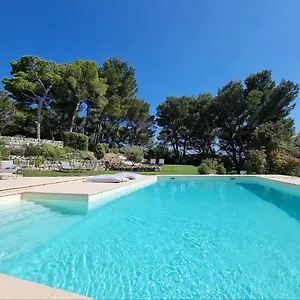  Couette-café Cosy En Provence - Piscine Chauffée France